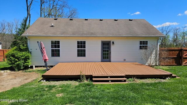 6222 Sumac Ln, Crestwood, KY 40014