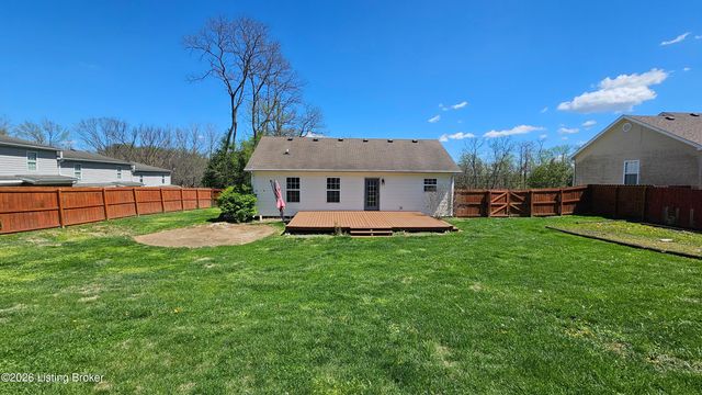 6222 Sumac Ln, Crestwood, KY 40014