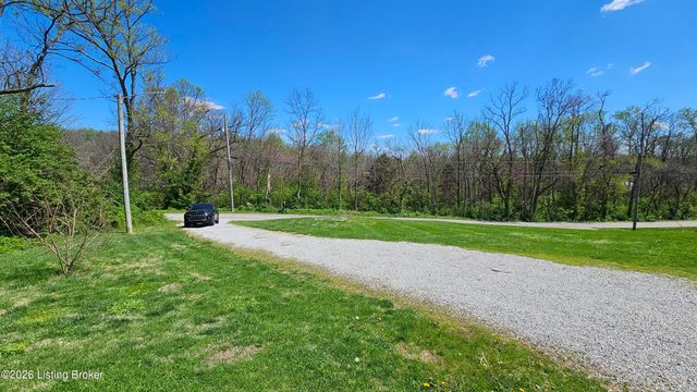 6222 Sumac Ln, Crestwood, KY 40014