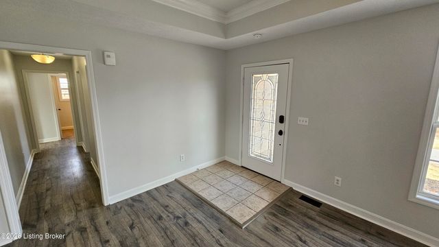 6222 Sumac Ln, Crestwood, KY 40014