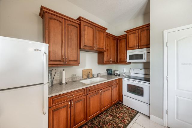 163 NW AMBER COURT, Lake City, FL 32055