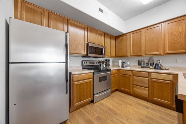 4301 York Place, Iowa City, IA 52245