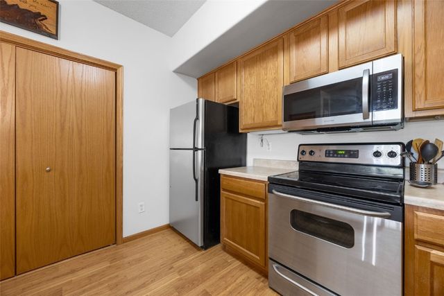 4301 York Place, Iowa City, IA 52245