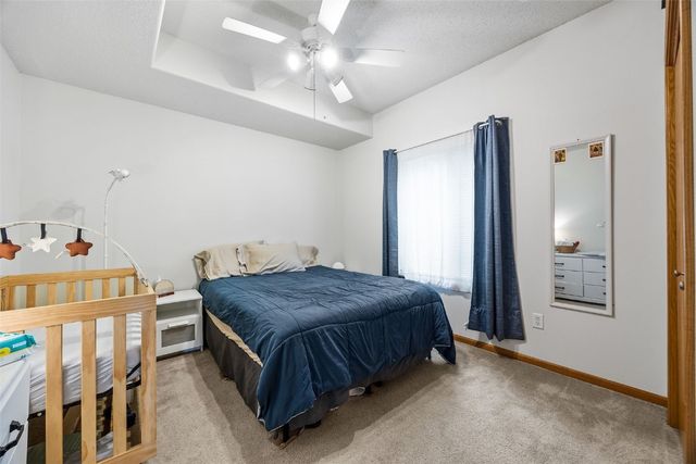 4301 York Place, Iowa City, IA 52245