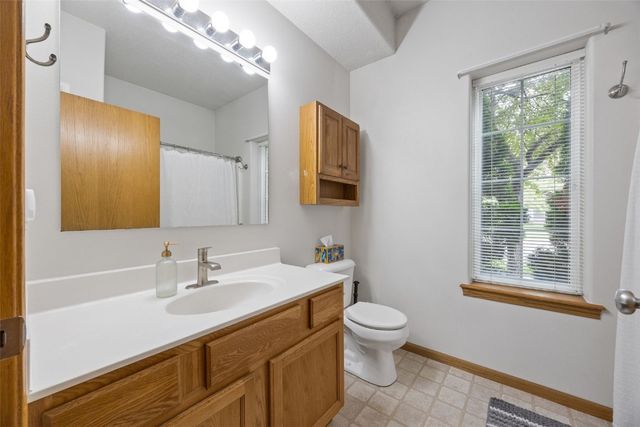 4301 York Place, Iowa City, IA 52245