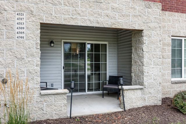 4301 York Place, Iowa City, IA 52245