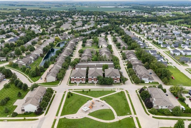 4301 York Place, Iowa City, IA 52245