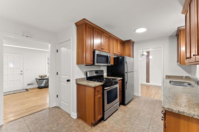 11403 Quince Street NW, Coon Rapids, MN 55448