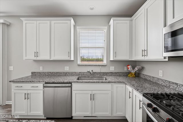 5148 Rock Creek Drive, Sylvania, OH 43560