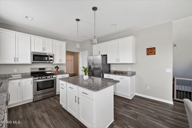 5148 Rock Creek Drive, Sylvania, OH 43560