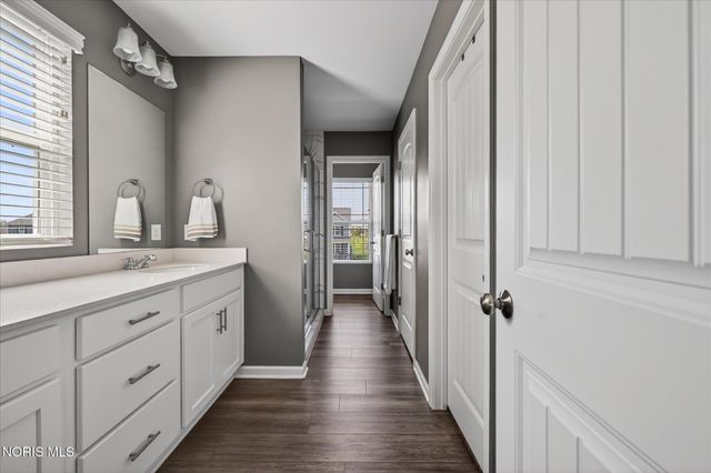 5148 Rock Creek Drive, Sylvania, OH 43560