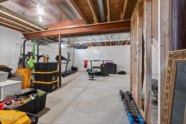 5148 Rock Creek Drive, Sylvania, OH 43560