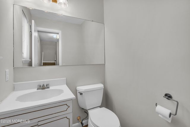 145 Central Avenue 6B, Island Heights, NJ 08732