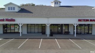 3520-22 W WILLOW KNOLLS Road, Peoria, IL 61614