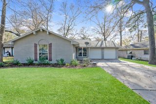 3307 Roaming Woods Ln, Spring, TX 77380