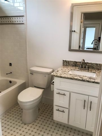 210 Tabor Street, Houston, TX 77009