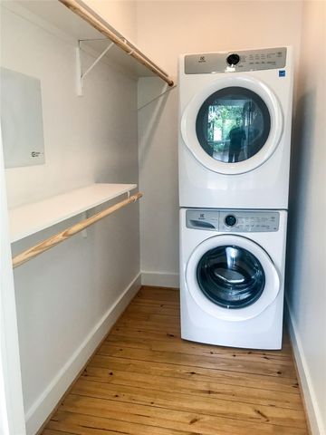 210 Tabor Street, Houston, TX 77009