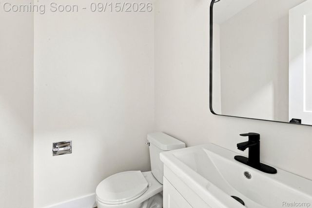 20977 Sherman Avenue, Southfield, MI 48033