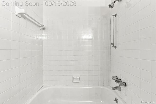 20977 Sherman Avenue, Southfield, MI 48033