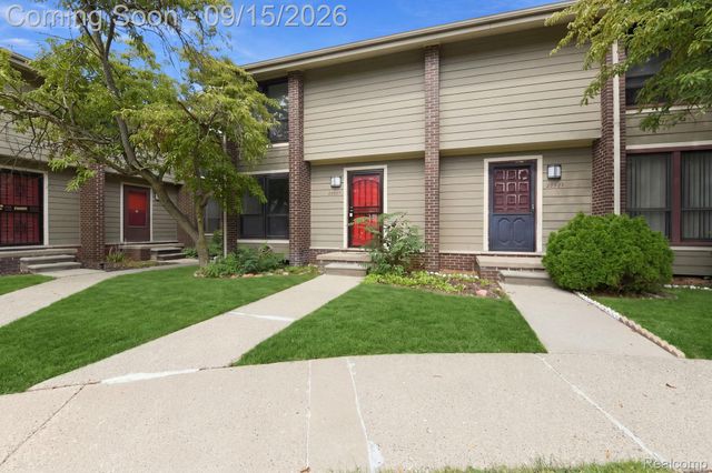 20977 Sherman Avenue, Southfield, MI 48033
