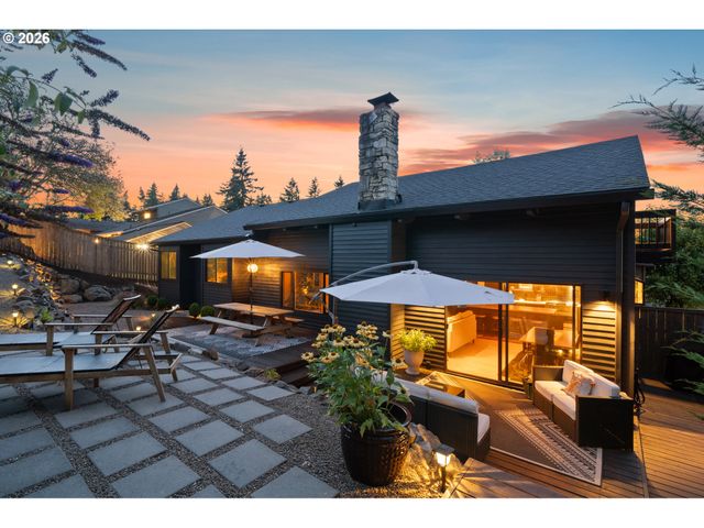 7700 CASON Ln, Gladstone, OR 97027