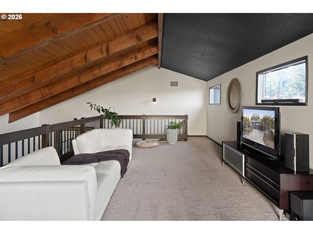 7700 CASON Ln, Gladstone, OR 97027