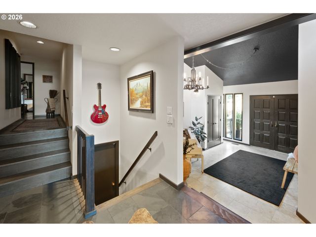 7700 CASON Ln, Gladstone, OR 97027