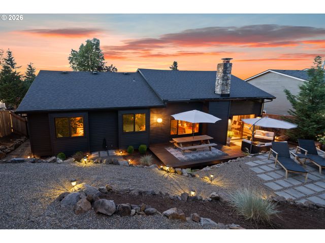7700 CASON Ln, Gladstone, OR 97027