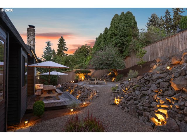 7700 CASON Ln, Gladstone, OR 97027