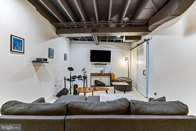 912 E 36TH ST, Baltimore, MD 21218