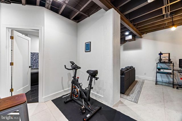 912 E 36TH ST, Baltimore, MD 21218