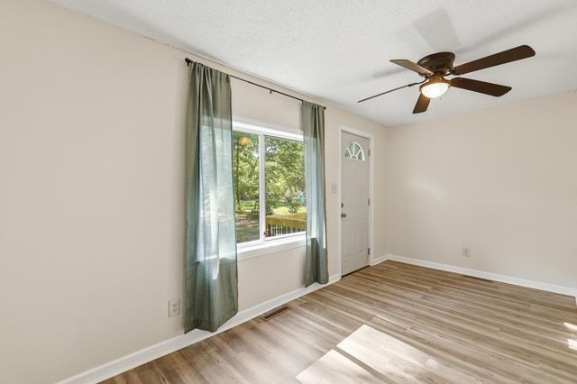 2933 Valk Street, Muskegon, MI 49444