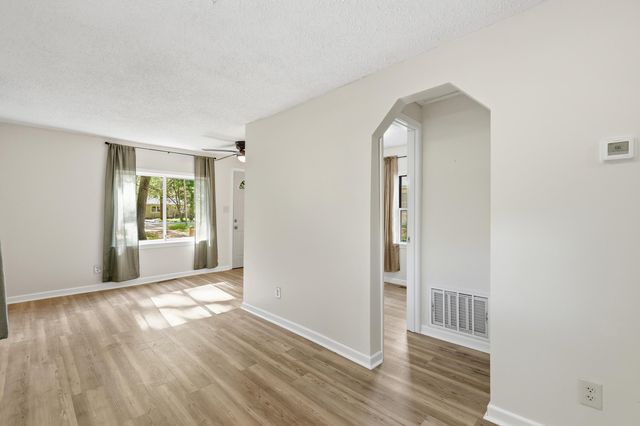 2933 Valk Street, Muskegon, MI 49444