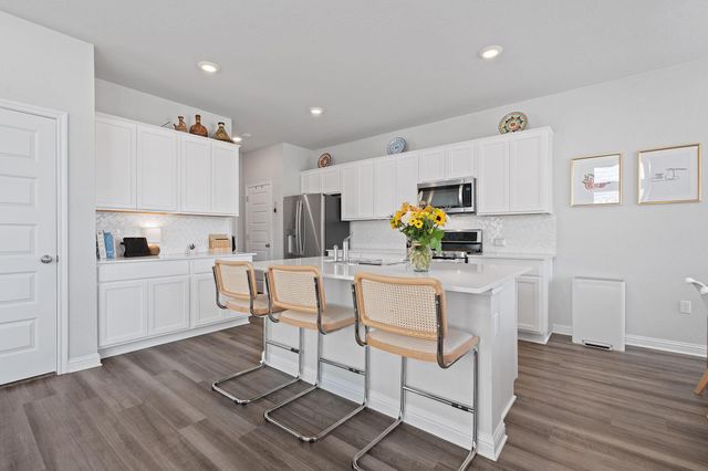 7906 Mandela BND, Austin, TX 78744