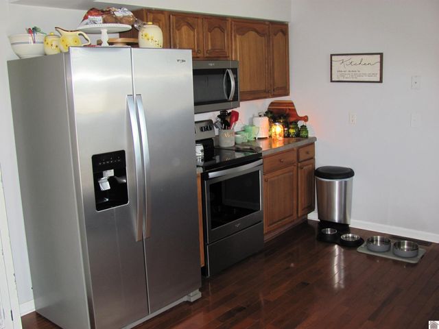257 W SLAUGHTER, Mayfield, KY 42066