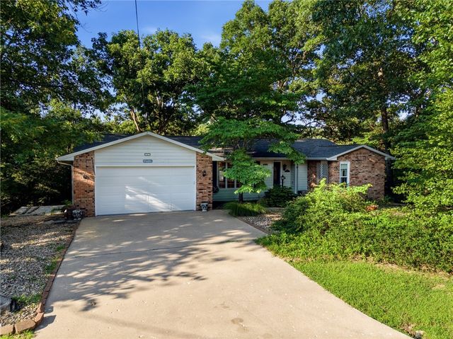 19 Lonsdale Drive, Bella Vista, AR 72715