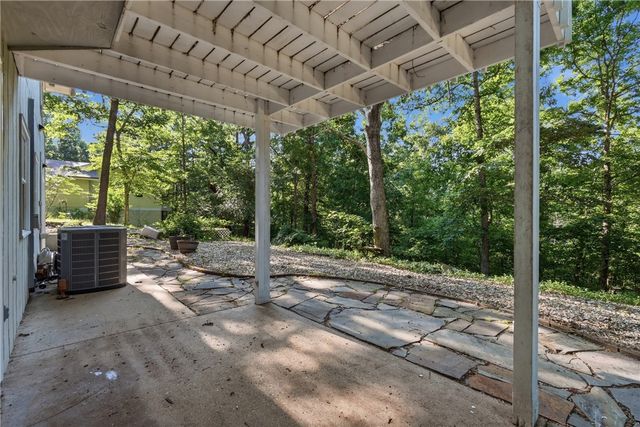 19 Lonsdale Drive, Bella Vista, AR 72715