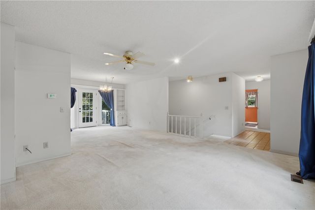 19 Lonsdale Drive, Bella Vista, AR 72715