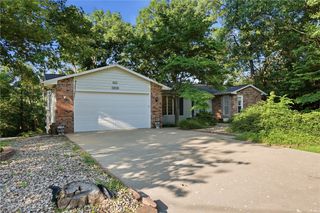 19 Lonsdale Drive, Bella Vista, AR 72715