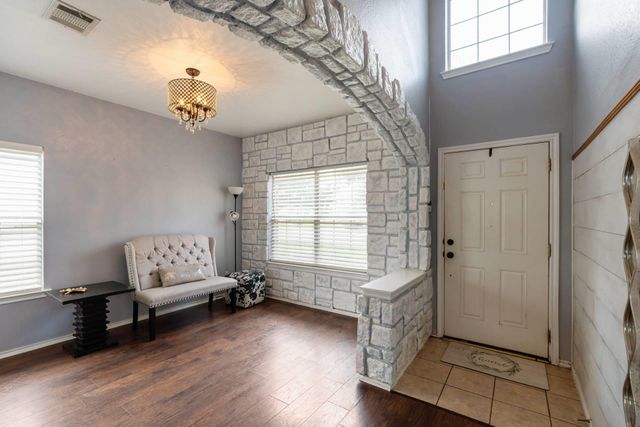 114 Almquist ST, Hutto, TX 78634