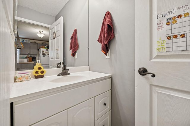 617 Bradley Avenue, La Fayette, GA 30728