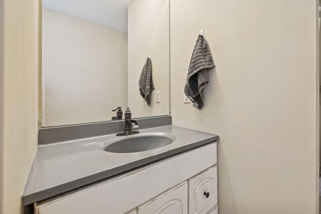 617 Bradley Avenue, La Fayette, GA 30728