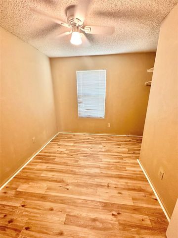 7401 Canoga Circle, Fort Worth, TX 76137