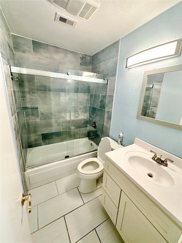 7401 Canoga Circle, Fort Worth, TX 76137