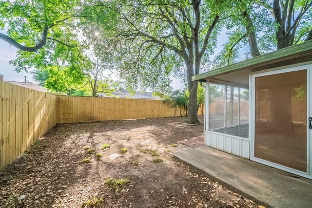 20330 Beigewood Lane, Humble, TX 77338