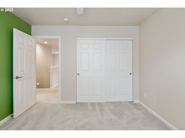 14320 TALAWA Dr, Oregon City, OR 97045