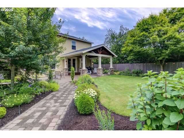 14320 TALAWA Dr, Oregon City, OR 97045