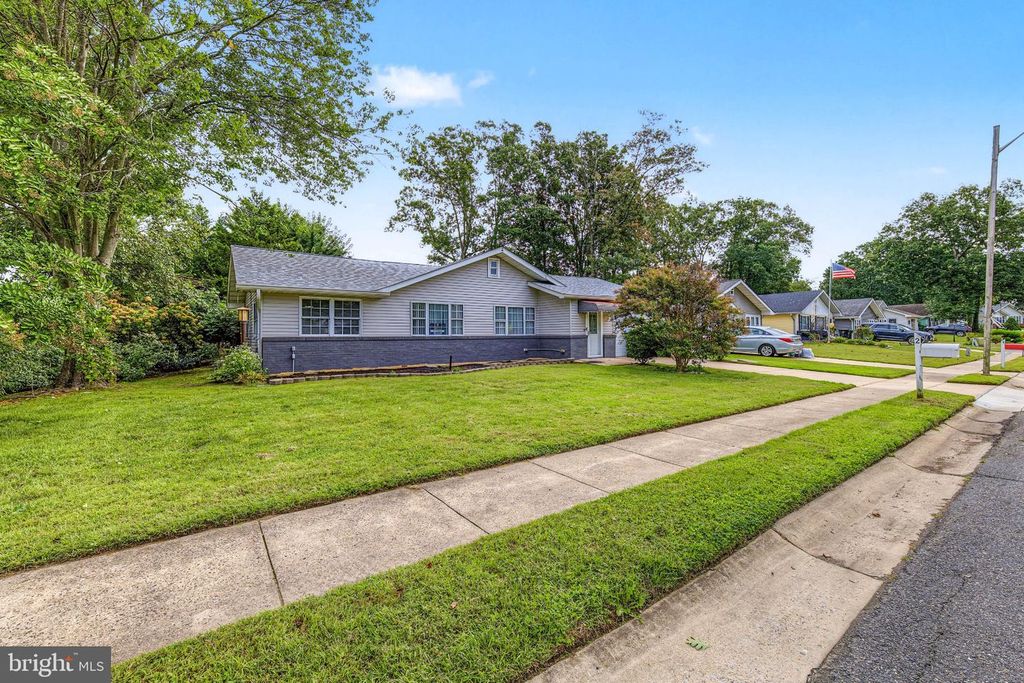 2 POPLAR AVE, Hammonton, NJ 08037 — exterior
