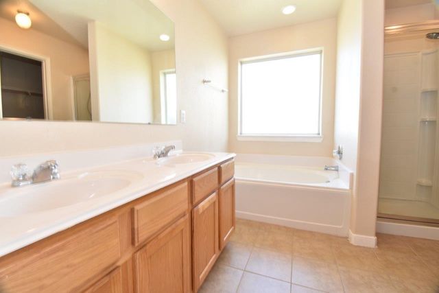 1126 Desert Oasis Lane, Rosenberg, TX 77471