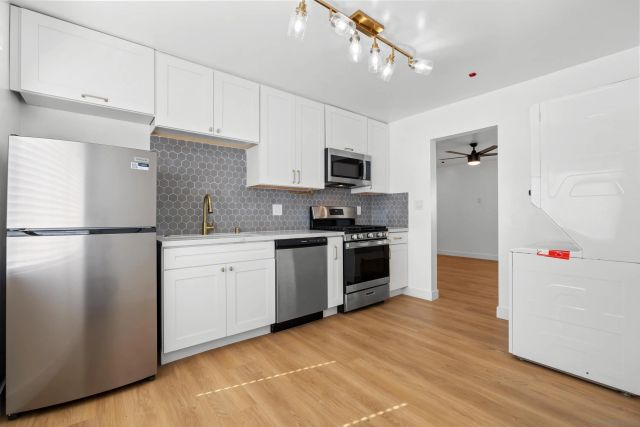 1016-18 15Th, San Diego, CA 92154